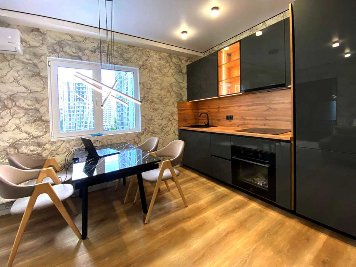 Продажа 1-комнатной квартиры 41 м², Михаила Максимовича ул., 26В