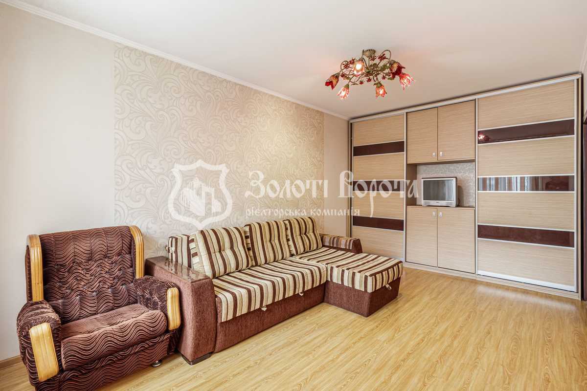 Продажа 3-комнатной квартиры 82 м², Пономарева ул., 18А