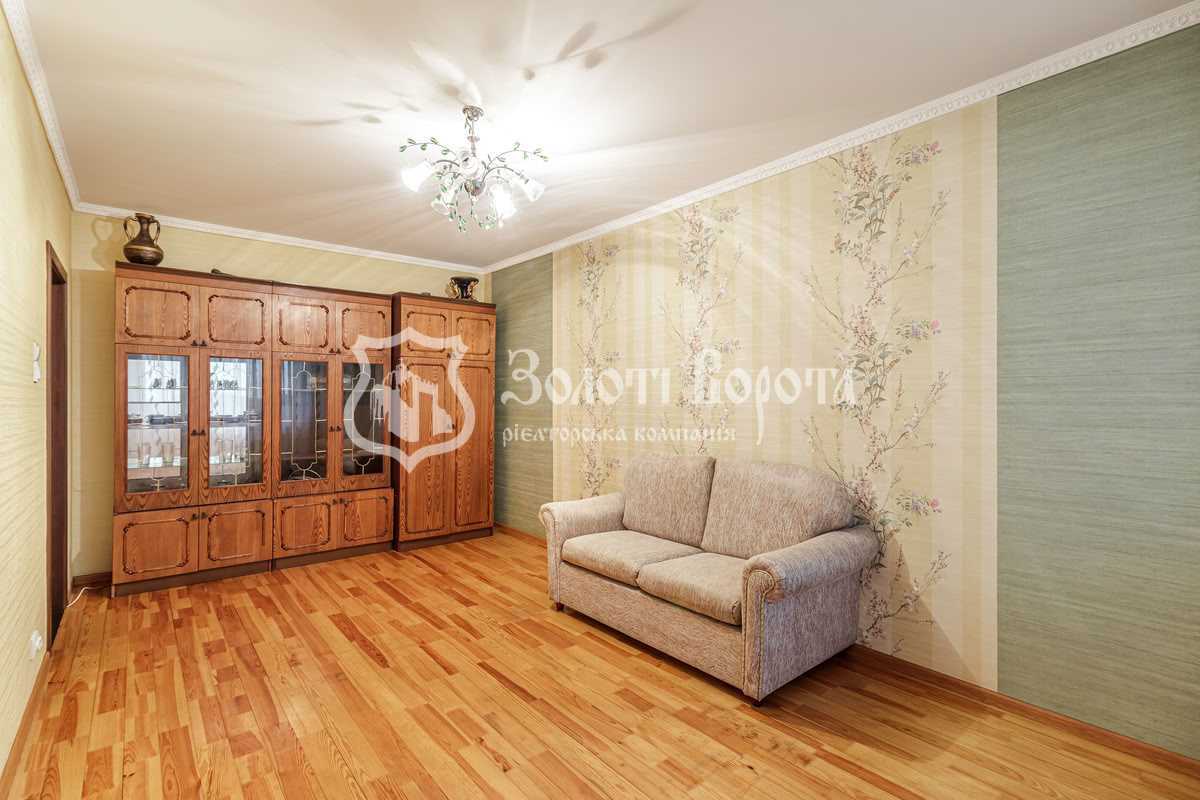 Продажа 3-комнатной квартиры 82 м², Пономарева ул., 18А