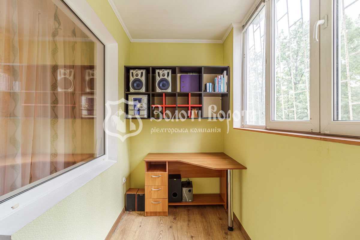Продажа 3-комнатной квартиры 82 м², Пономарева ул., 18А