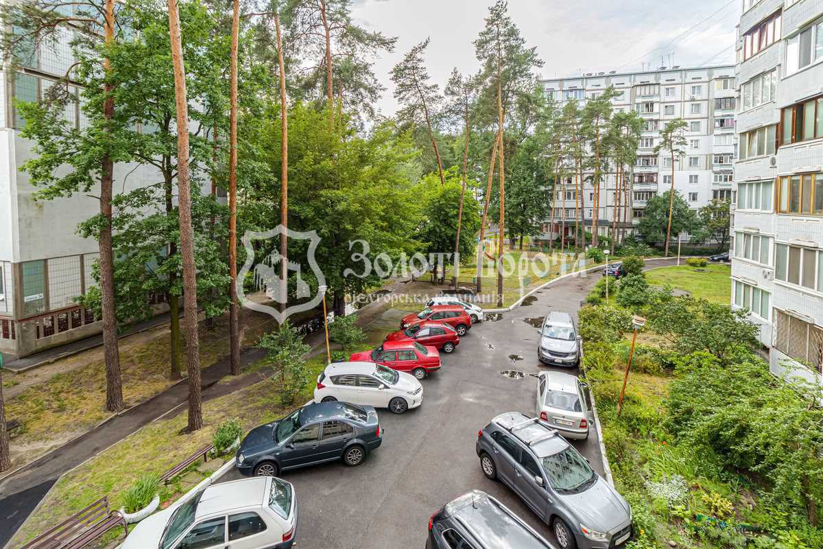 Продажа 3-комнатной квартиры 82 м², Пономарева ул., 18А