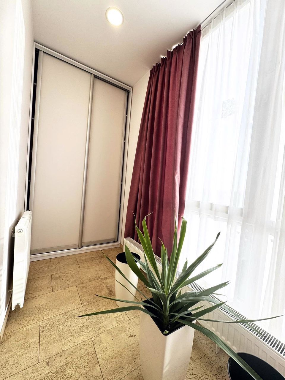 Продаж 5-кімнатної квартири 146 м²