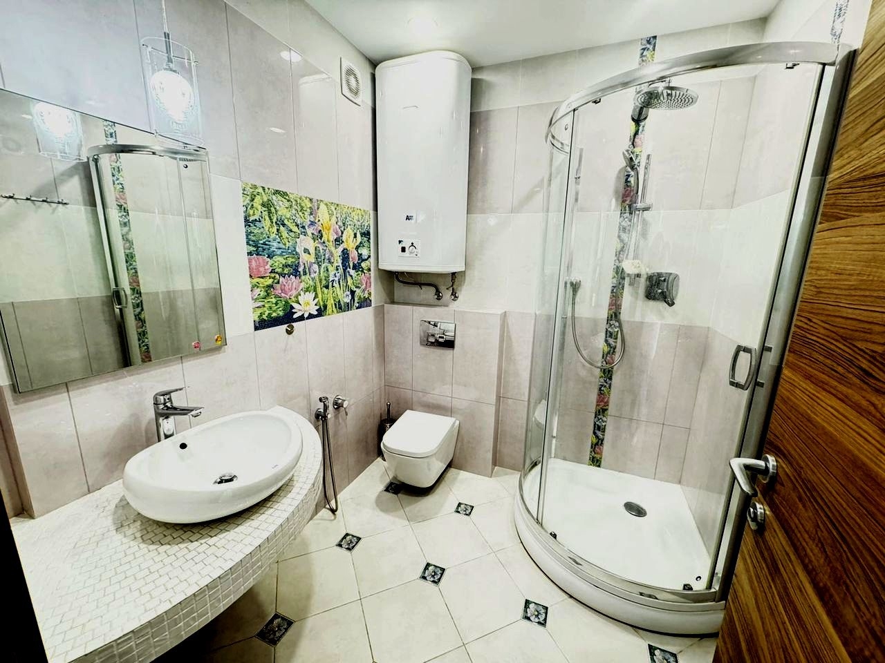 Продаж 5-кімнатної квартири 146 м²