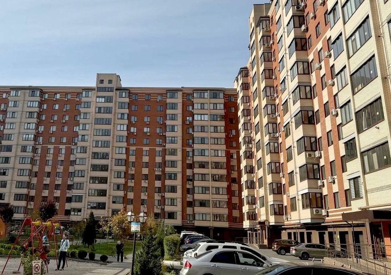 Продаж 5-кімнатної квартири 146 м²