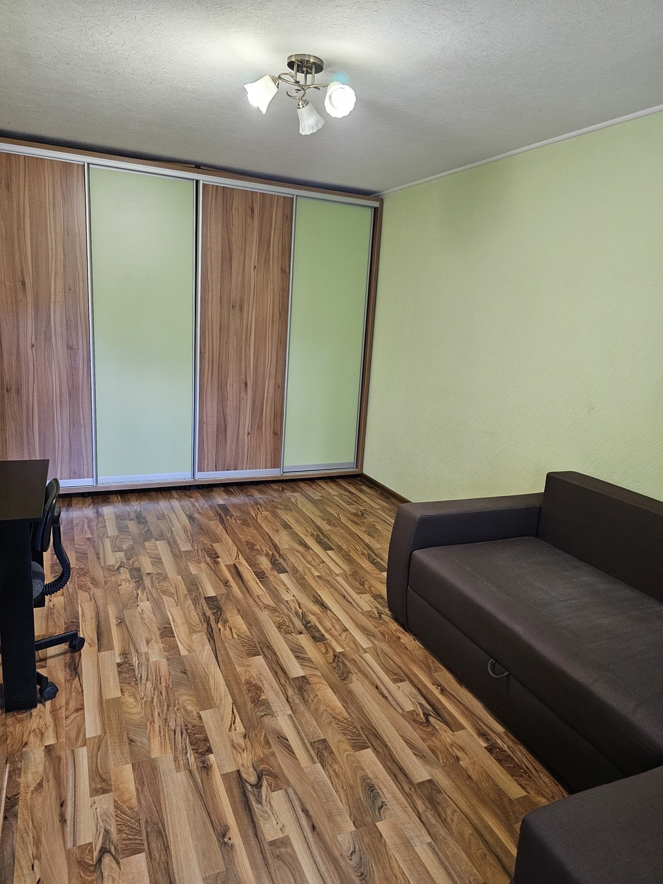 Продажа 1-комнатной квартиры 32 м², Рабочая ул., 164