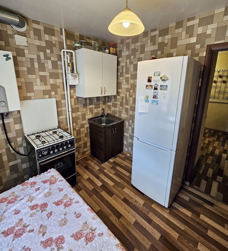 Продажа 1-комнатной квартиры 32 м², Рабочая ул., 164