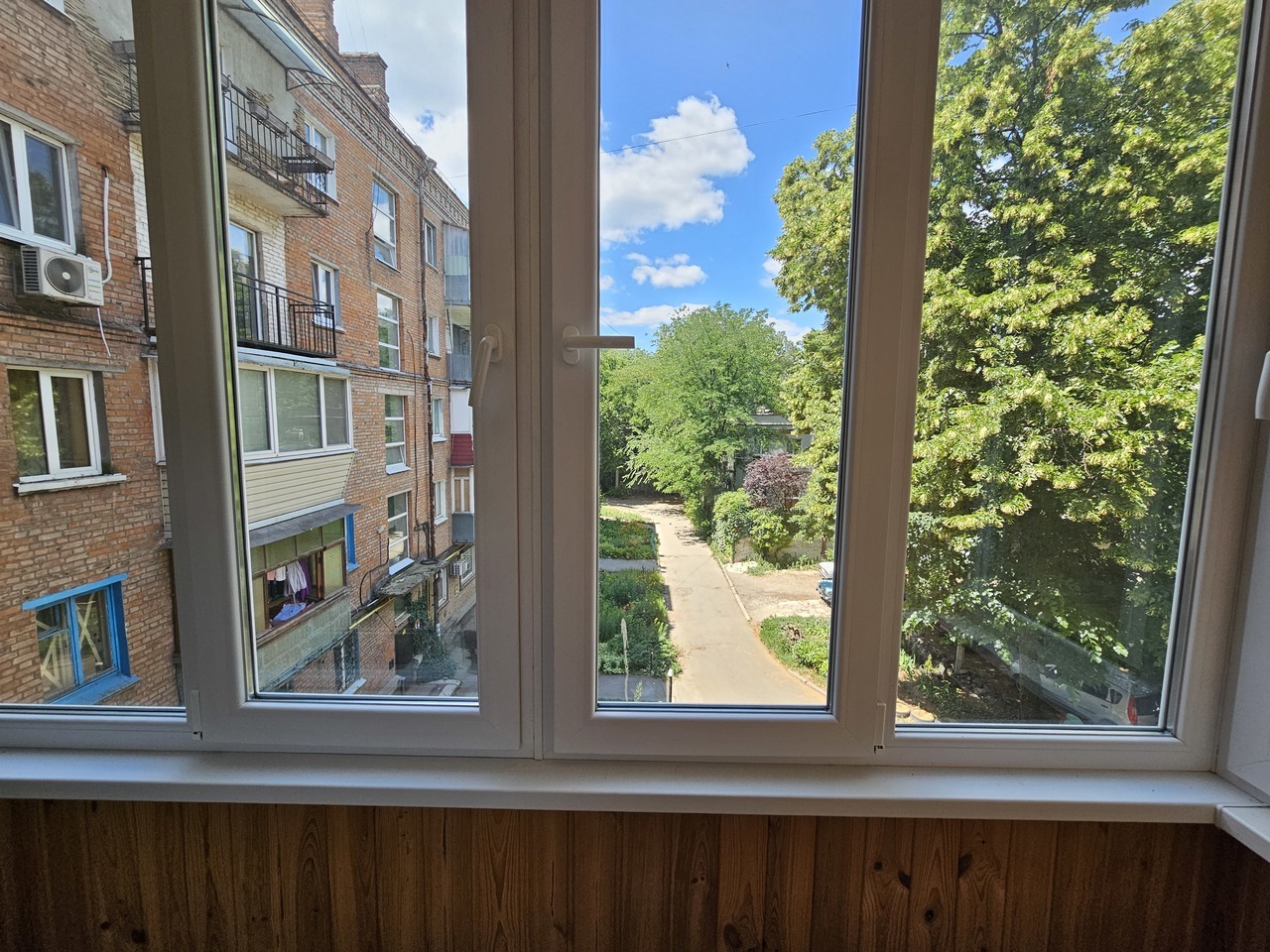 Продажа 1-комнатной квартиры 32 м², Рабочая ул., 164