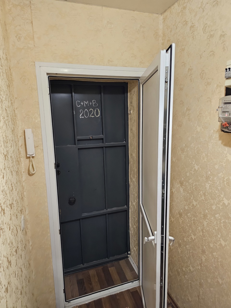 Продажа 1-комнатной квартиры 32 м², Рабочая ул., 164