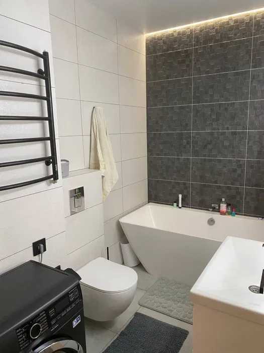 Аренда 2-комнатной квартиры 80 м², Оптимистическая ул., 1