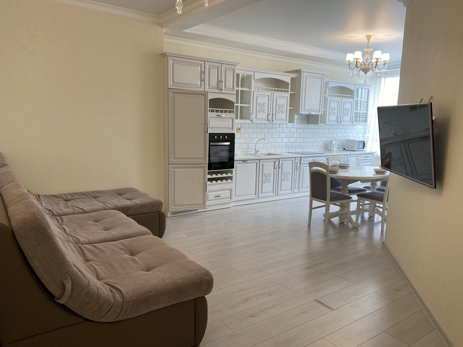 Продаж 2-кімнатної квартири 85 м², Генуэзская вул.