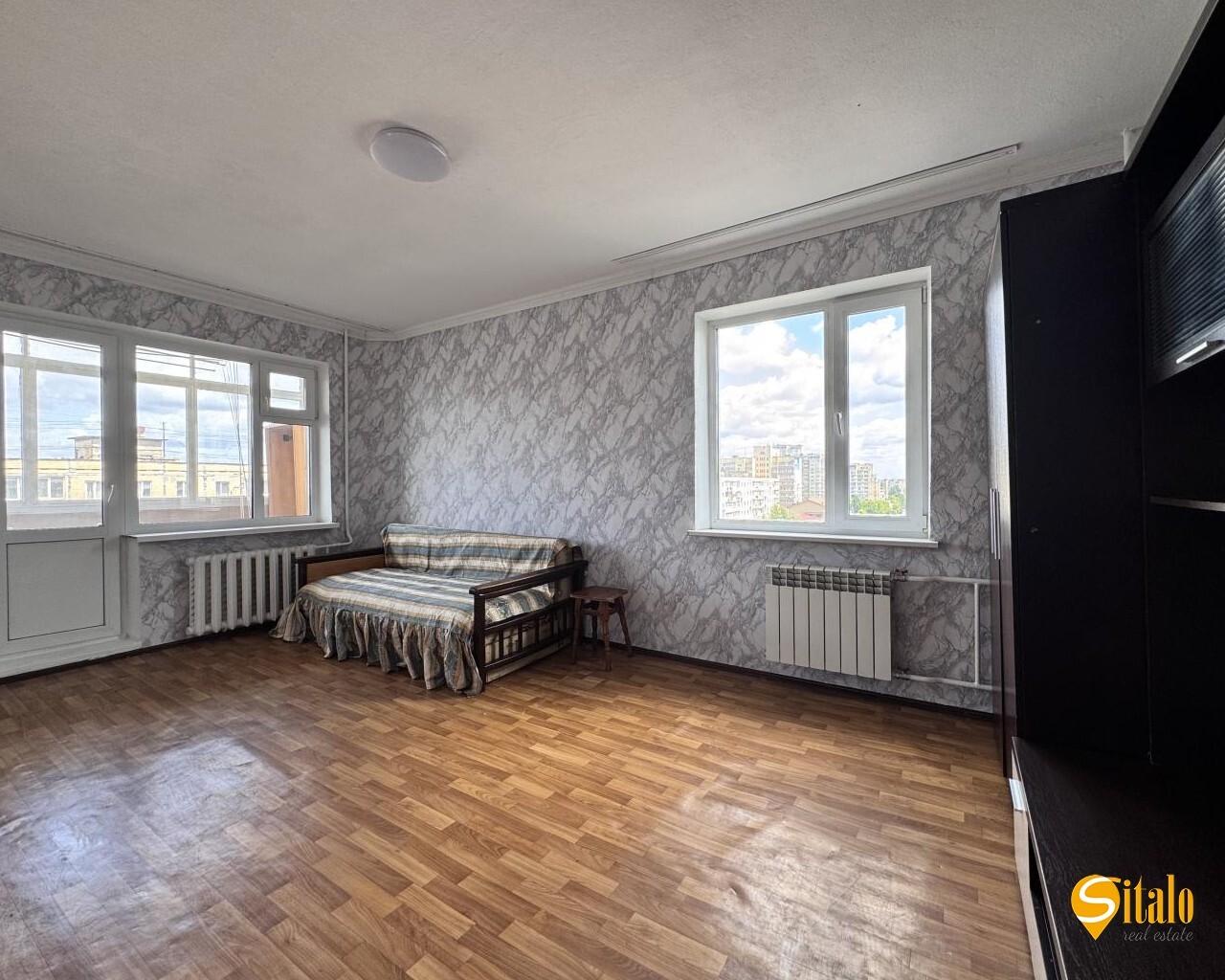 Продажа 2-комнатной квартиры 56.5 м², Европейская (Октябрьская) ул., 6
