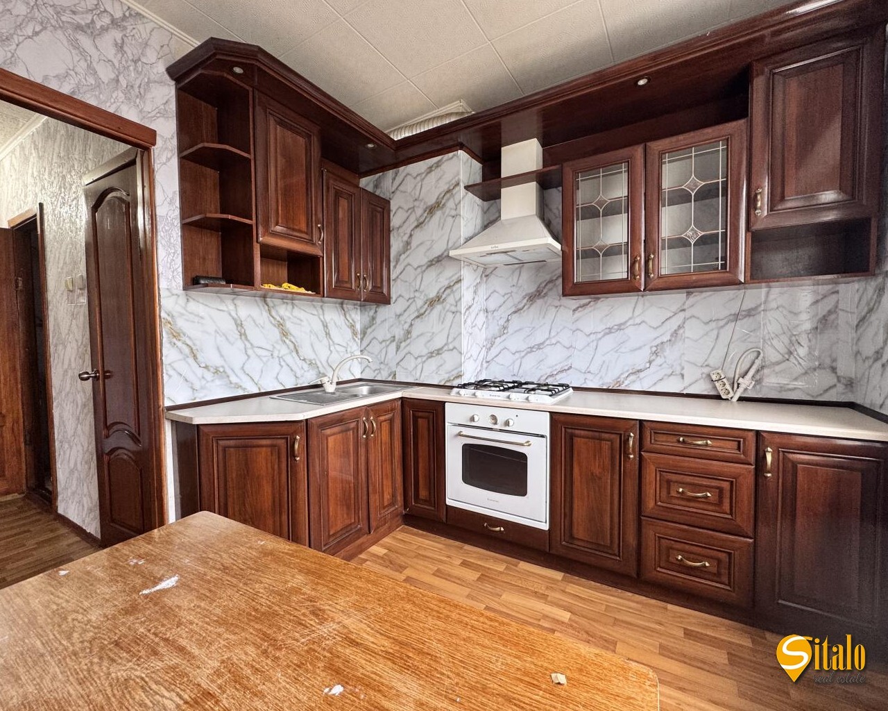 Продажа 2-комнатной квартиры 56.5 м², Европейская (Октябрьская) ул., 6