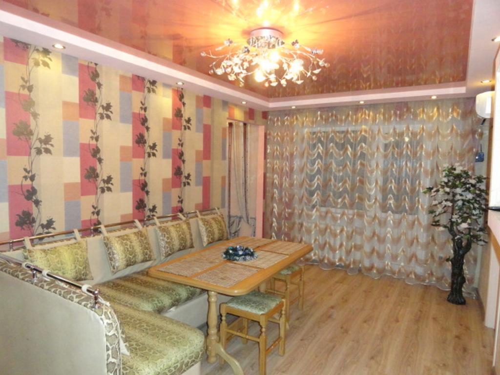 3-комнатная квартира посуточно 65 м², Лузанівська, 67