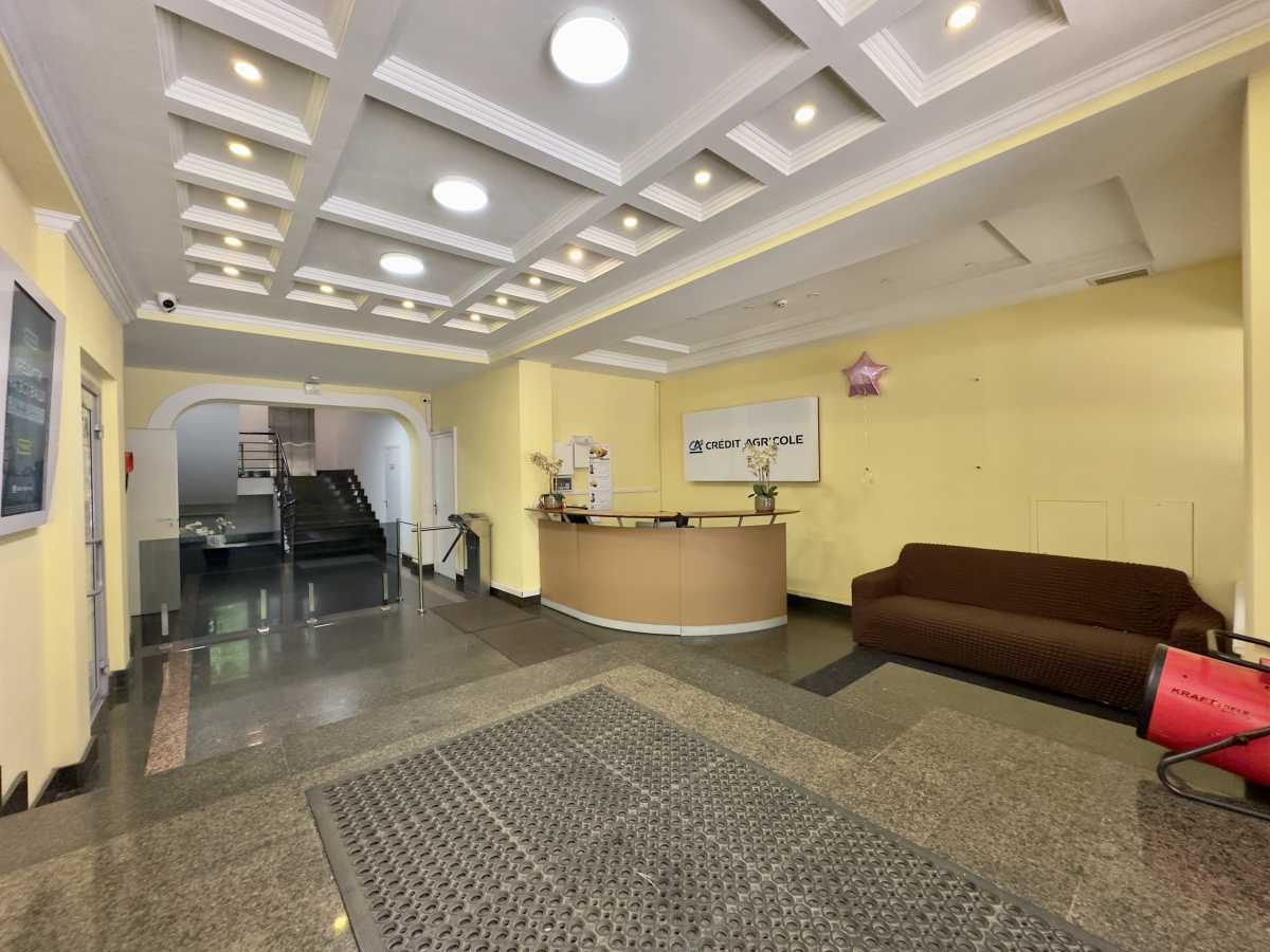 Оренда офісу 385 м², Олеся Гончара вул., 41
