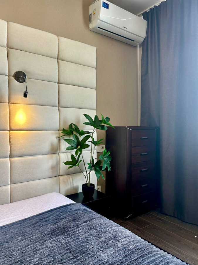 Продажа 2-комнатной квартиры 64 м², Саперно-Слободская ул., 24