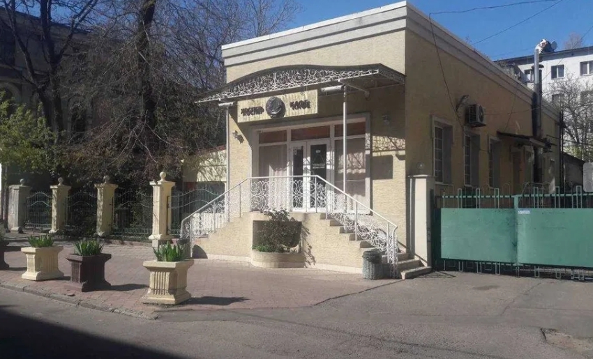 Аренда торгового помещения 100 м², Матросова Александра пер.