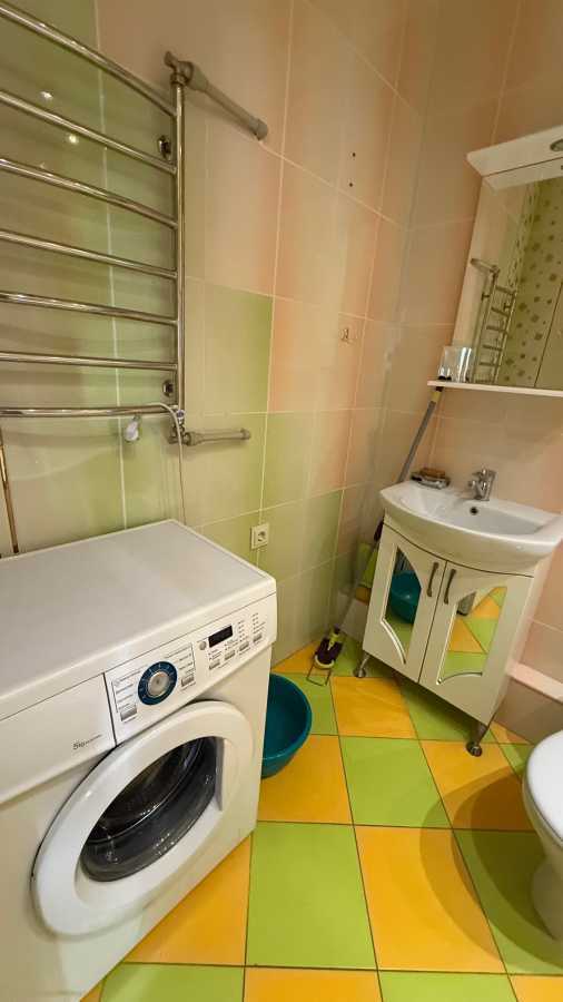 Аренда 1-комнатной квартиры 50 м², Симоненко ул., 4