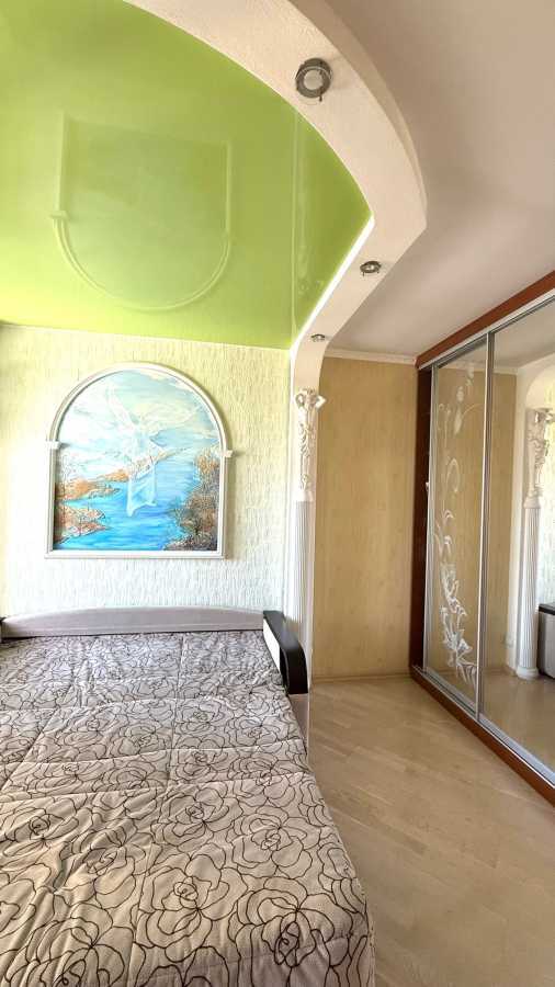Аренда 1-комнатной квартиры 50 м², Симоненко ул., 4