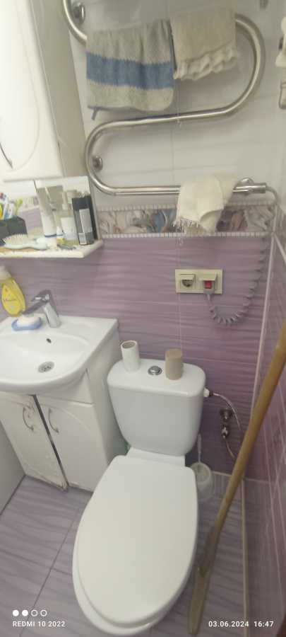 Продаж 2-кімнатної квартири 43 м², Василя Сидоренка вул., 5