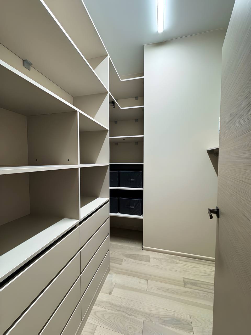 Продажа 4-комнатной квартиры 120 м², Симферопольская ул.