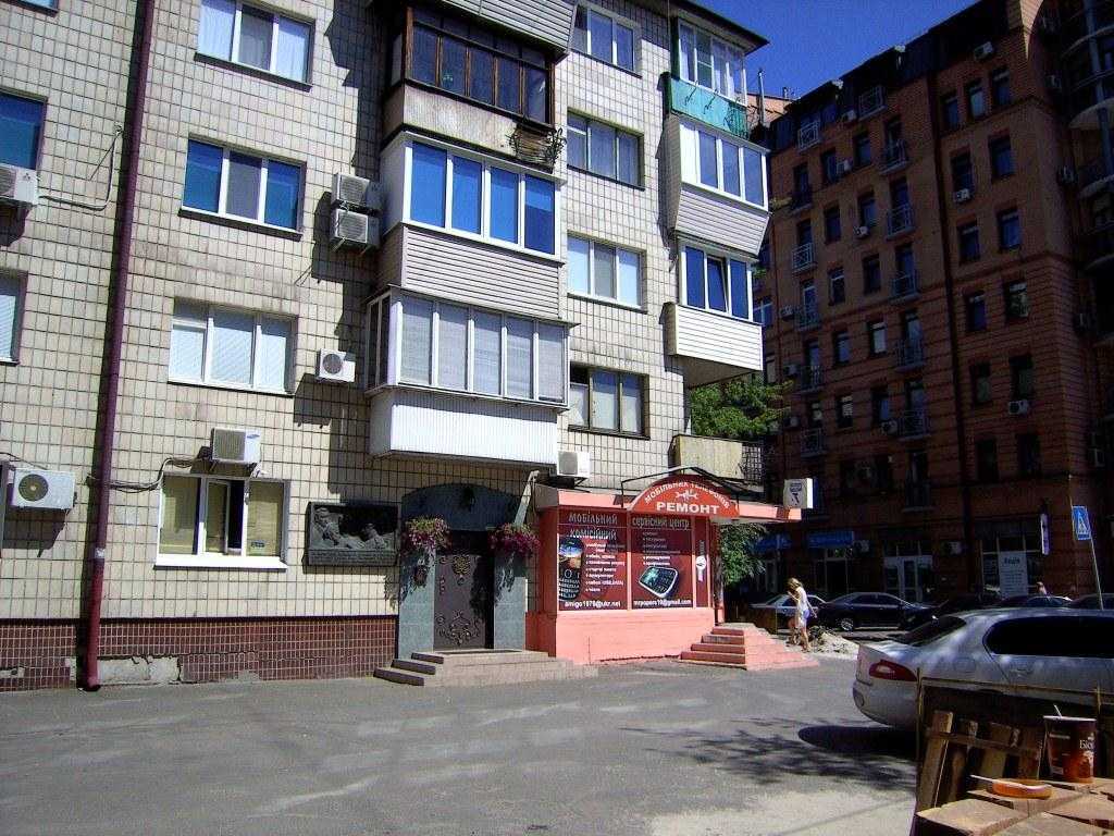 Оренда 1-кімнатної квартири 45 м², Сергія Єсеніна вул., Гусовського, 8/10