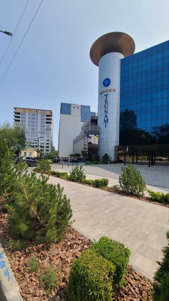 Продаж 2-кімнатної квартири 45 м², Магомаева, 10