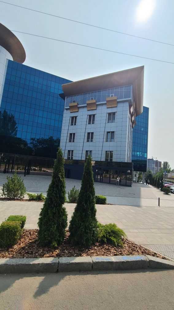 Продаж 2-кімнатної квартири 45 м², Магомаева, 10