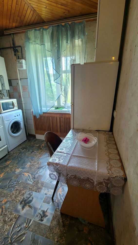 Продаж 2-кімнатної квартири 45 м², Магомаева, 10