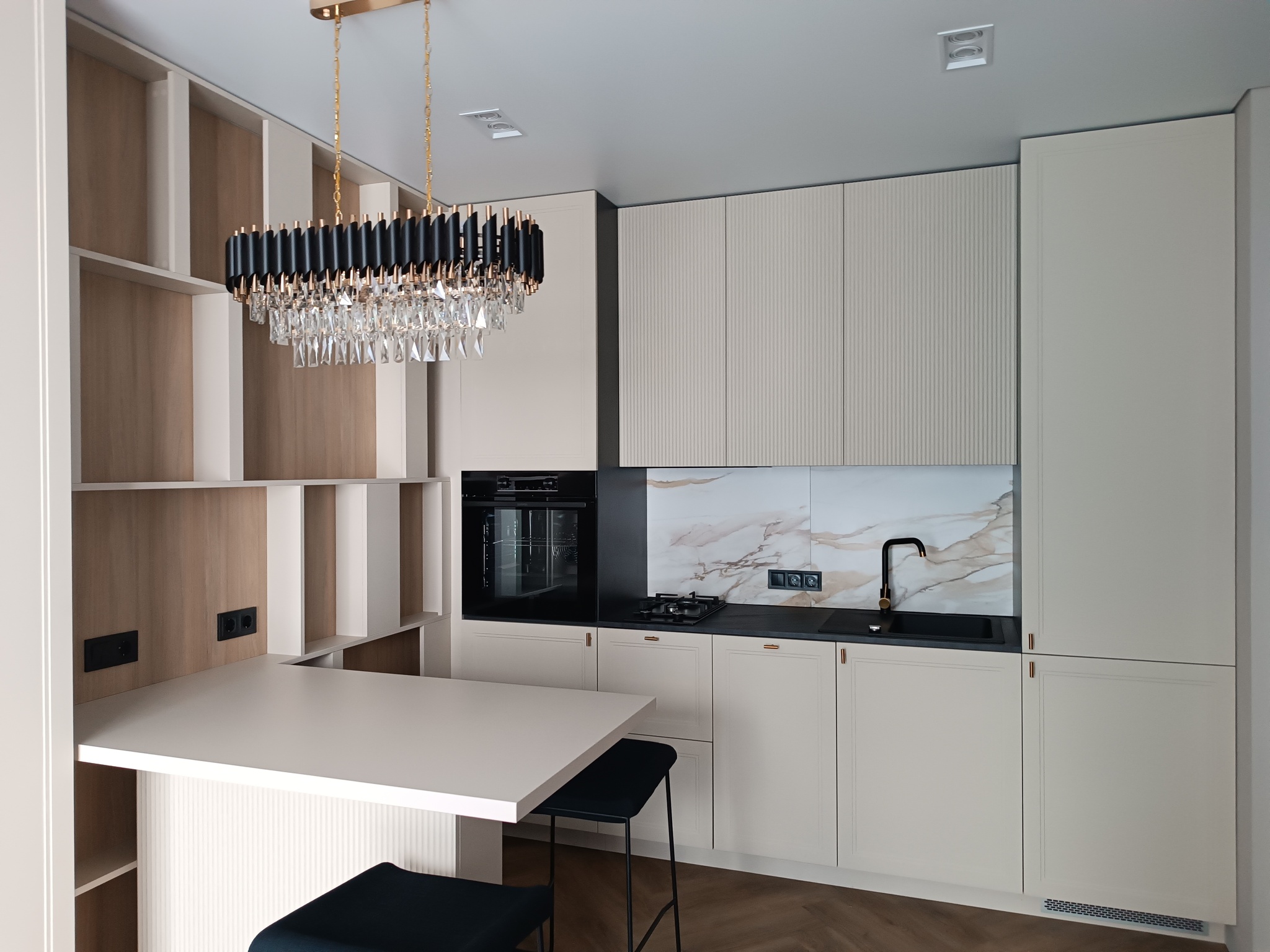 Продаж 1-кімнатної квартири 39.9 м²