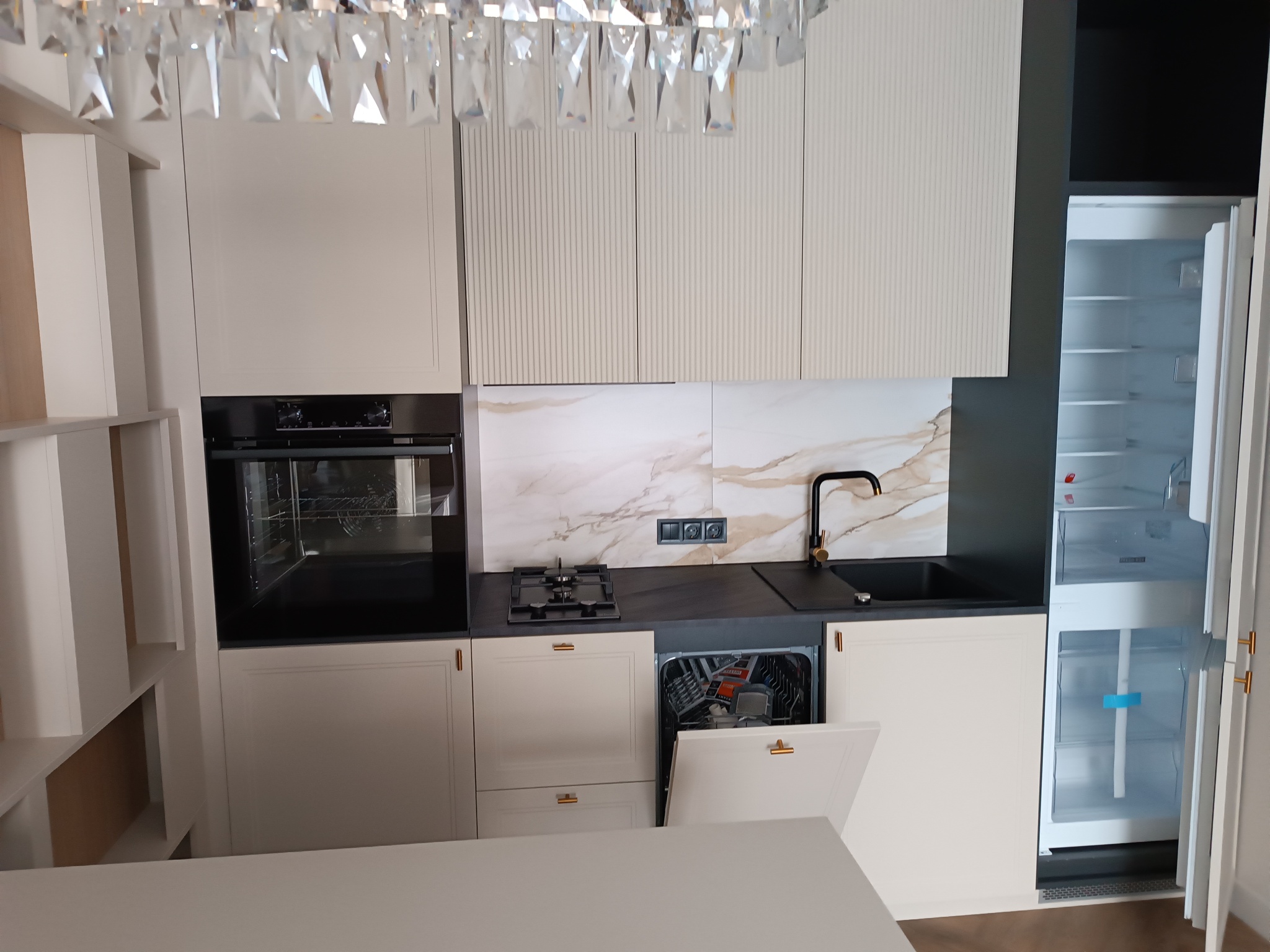 Продаж 1-кімнатної квартири 39.9 м²