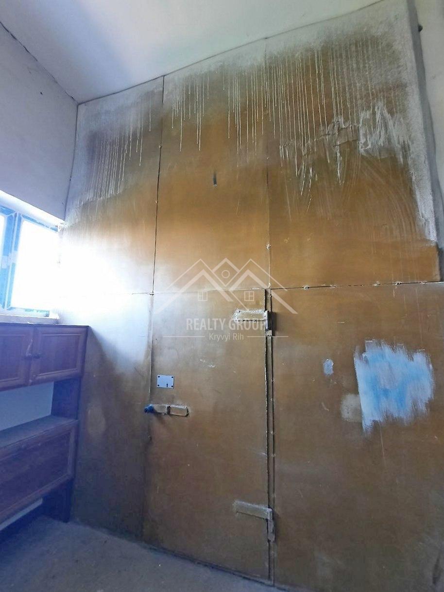 Продажа 3-комнатной квартиры 58 м², Космонавтов ул., 17