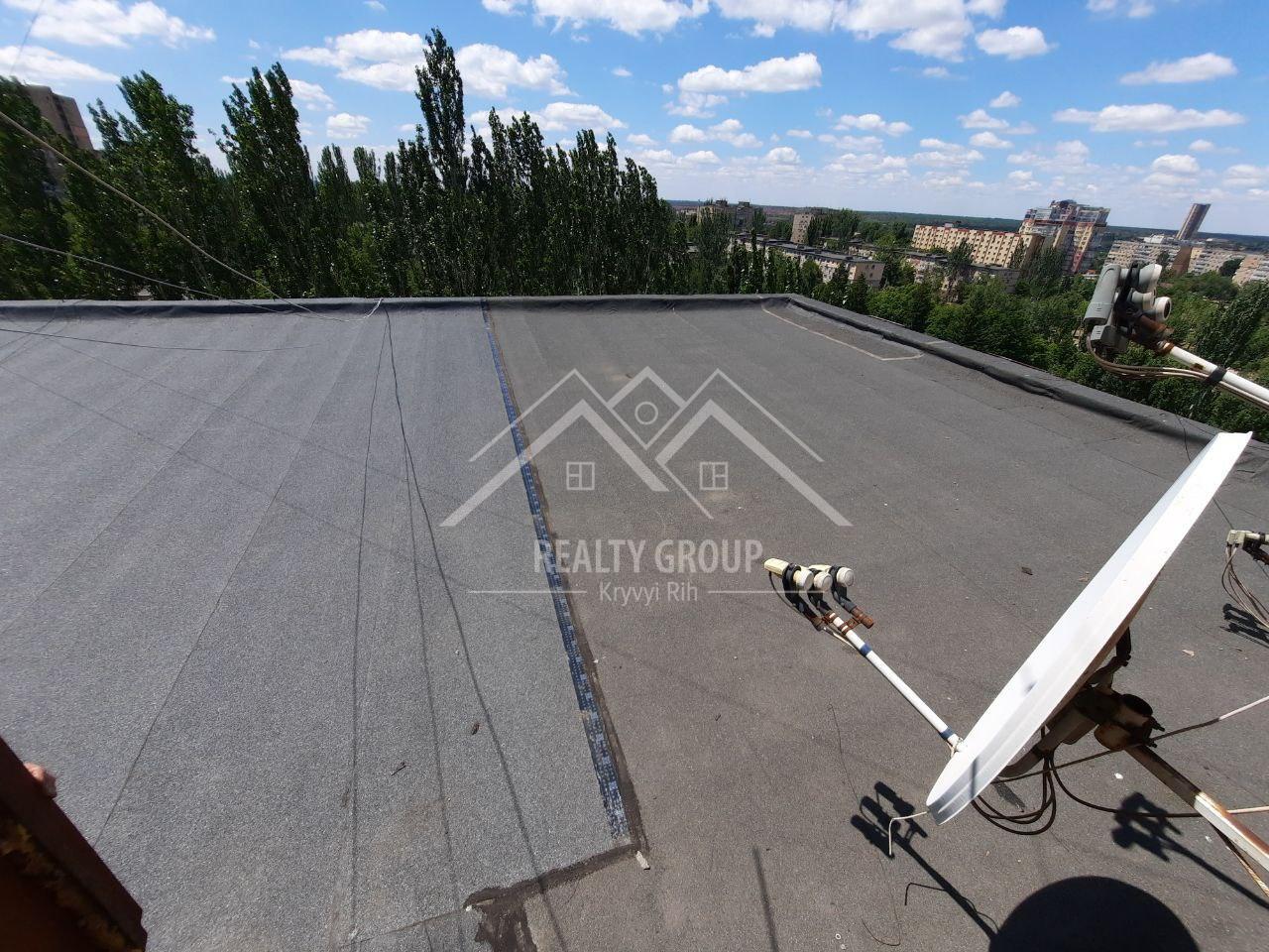 Продажа 3-комнатной квартиры 58 м², Космонавтов ул., 17