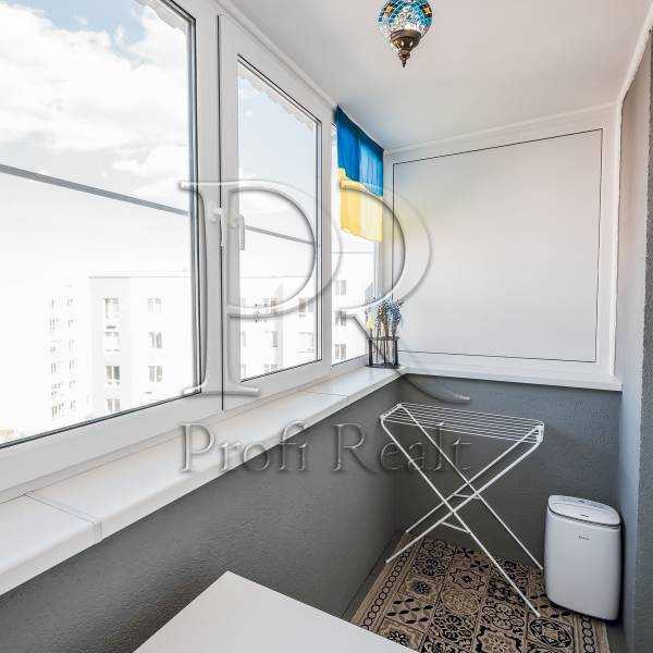 Продажа 1-комнатной квартиры 28 м², Соборная ул., 103/13