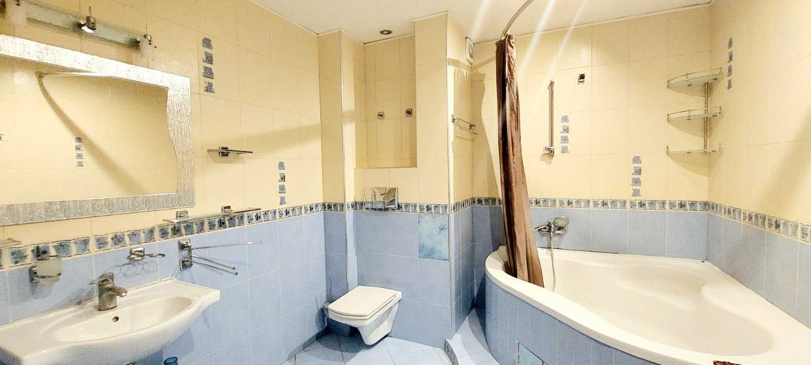 Продажа 3-комнатной квартиры 87 м², Урловская ул., 9