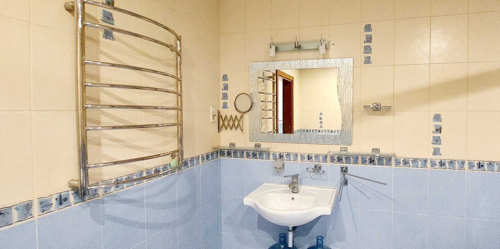 Продажа 3-комнатной квартиры 87 м², Урловская ул., 9