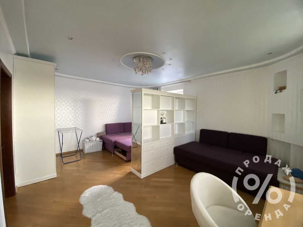 Продажа 3-комнатной квартиры 141 м², Победы просп., 107