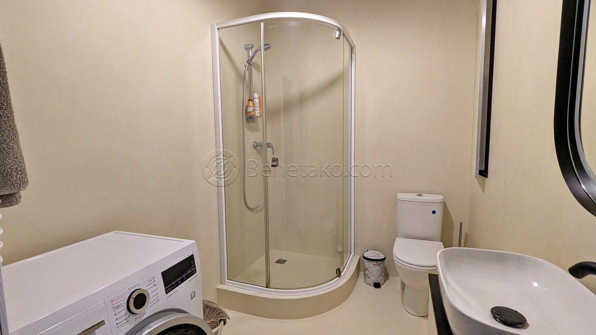 Продажа 2-комнатной квартиры 61 м², Леонтовича ул.