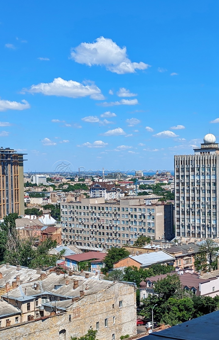 Продажа 2-комнатной квартиры 61 м², Леонтовича ул.