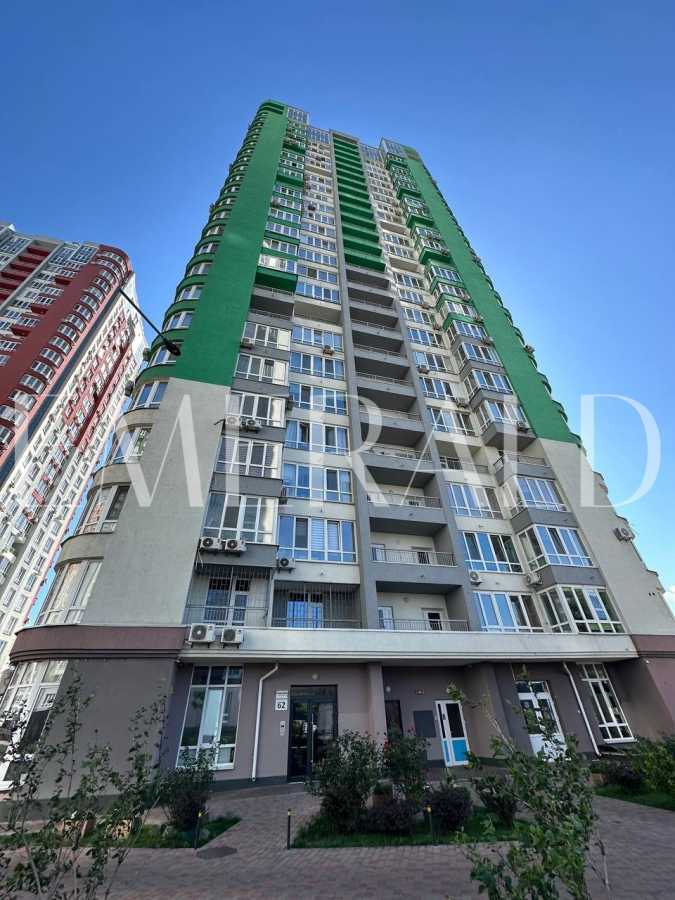 Продаж 2-кімнатної квартири 74.5 м², Каховська вул., 62