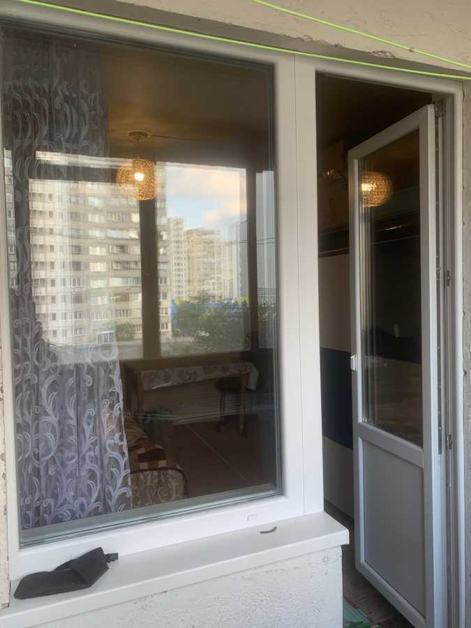 Продаж 2-кімнатної квартири 52 м², Лариси Руденко вул., 9