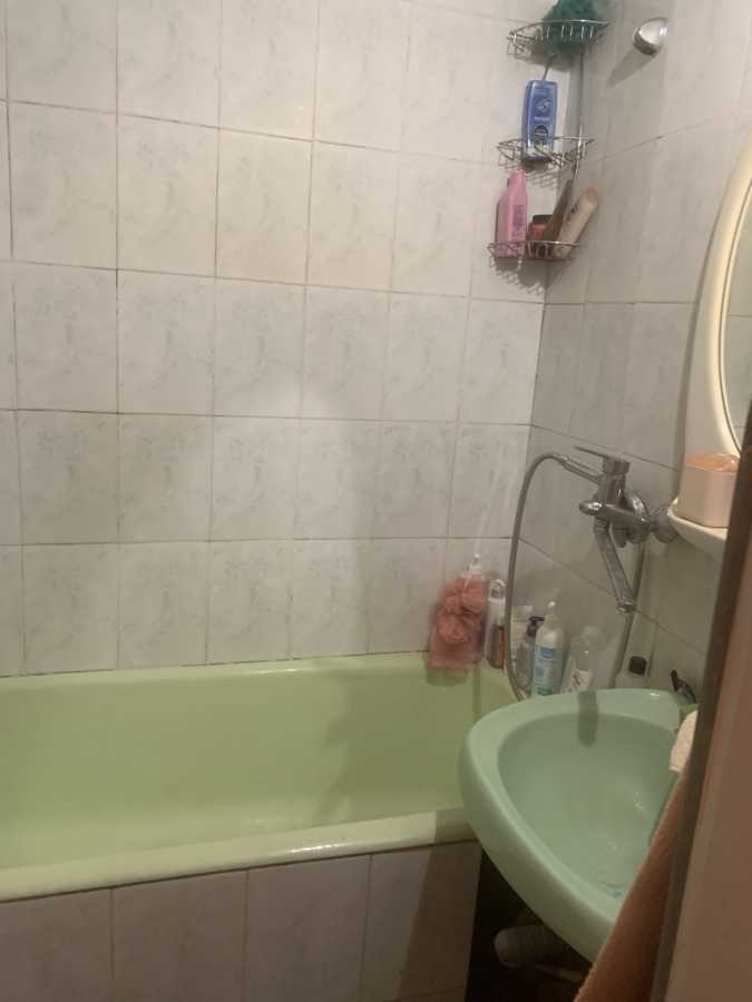 Продаж 2-кімнатної квартири 52 м², Лариси Руденко вул., 9