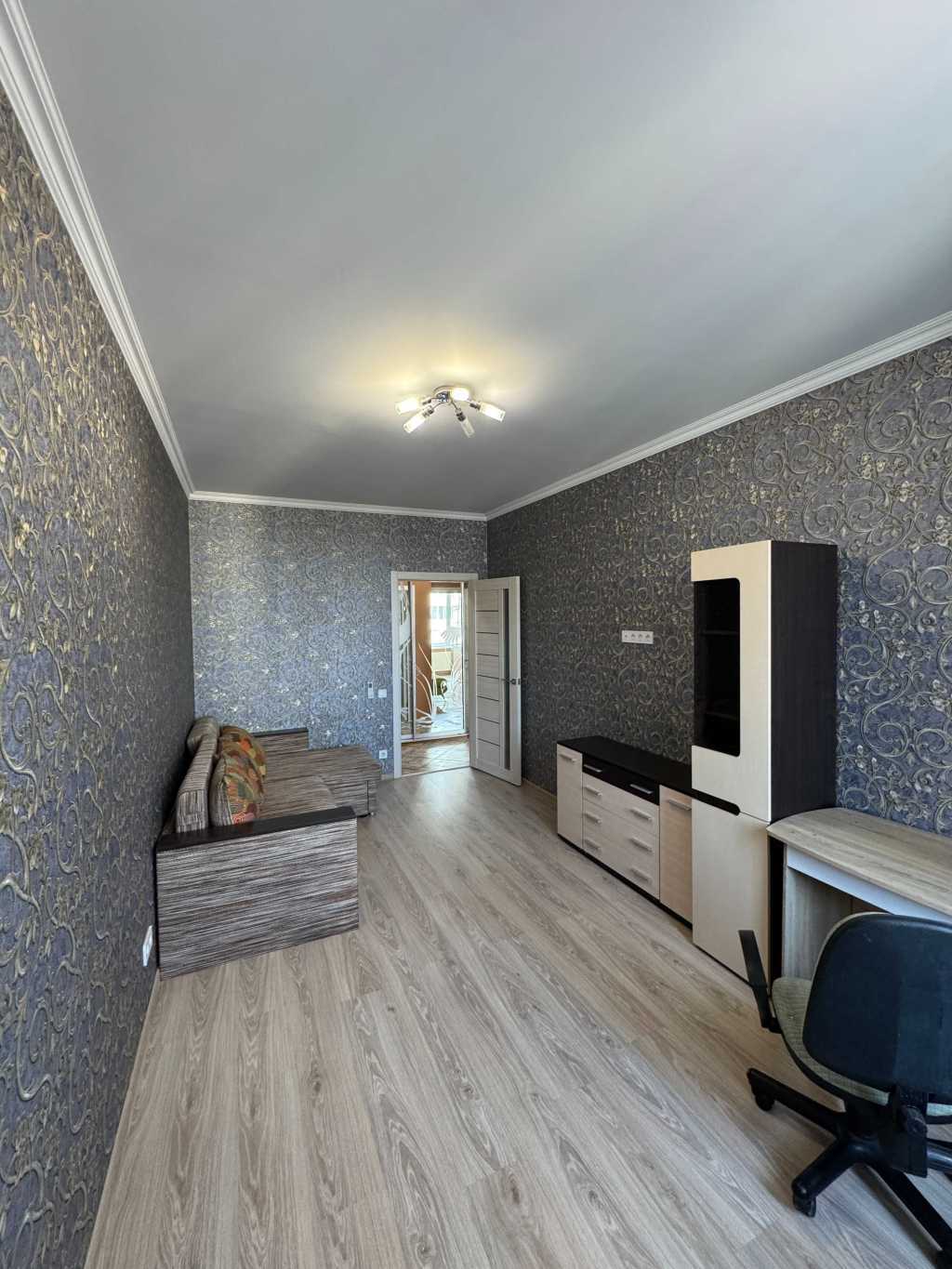 Продажа 1-комнатной квартиры 40 м², Братская ул., 12