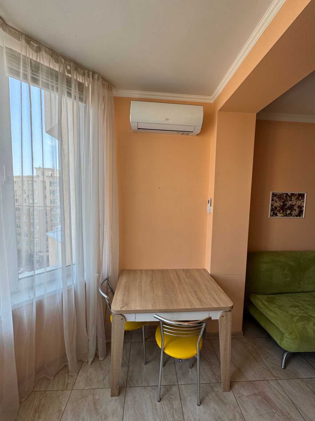 Продажа 1-комнатной квартиры 40 м², Братская ул., 12