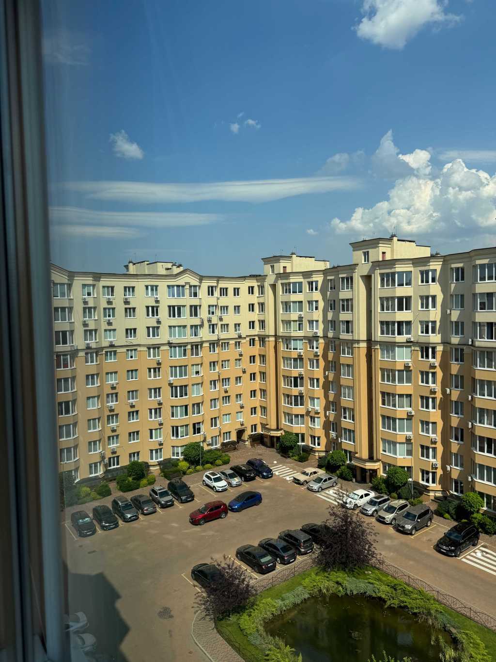 Продажа 1-комнатной квартиры 40 м², Братская ул., 12