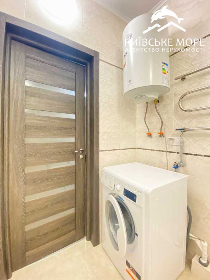 Оренда 3-кімнатної квартири 86 м², Воскресенська вул., 18
