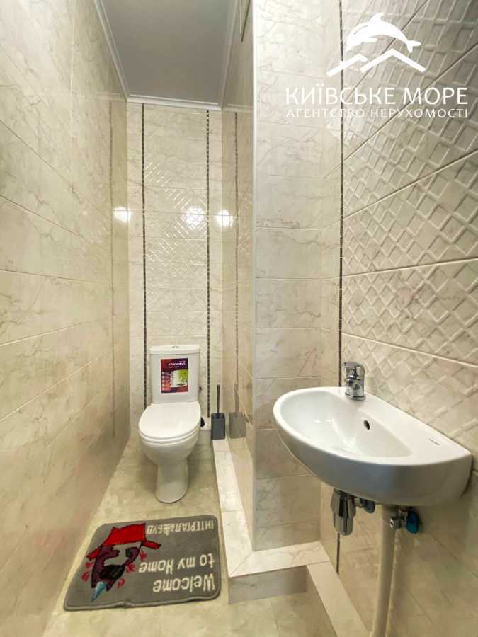 Оренда 3-кімнатної квартири 86 м², Воскресенська вул., 18