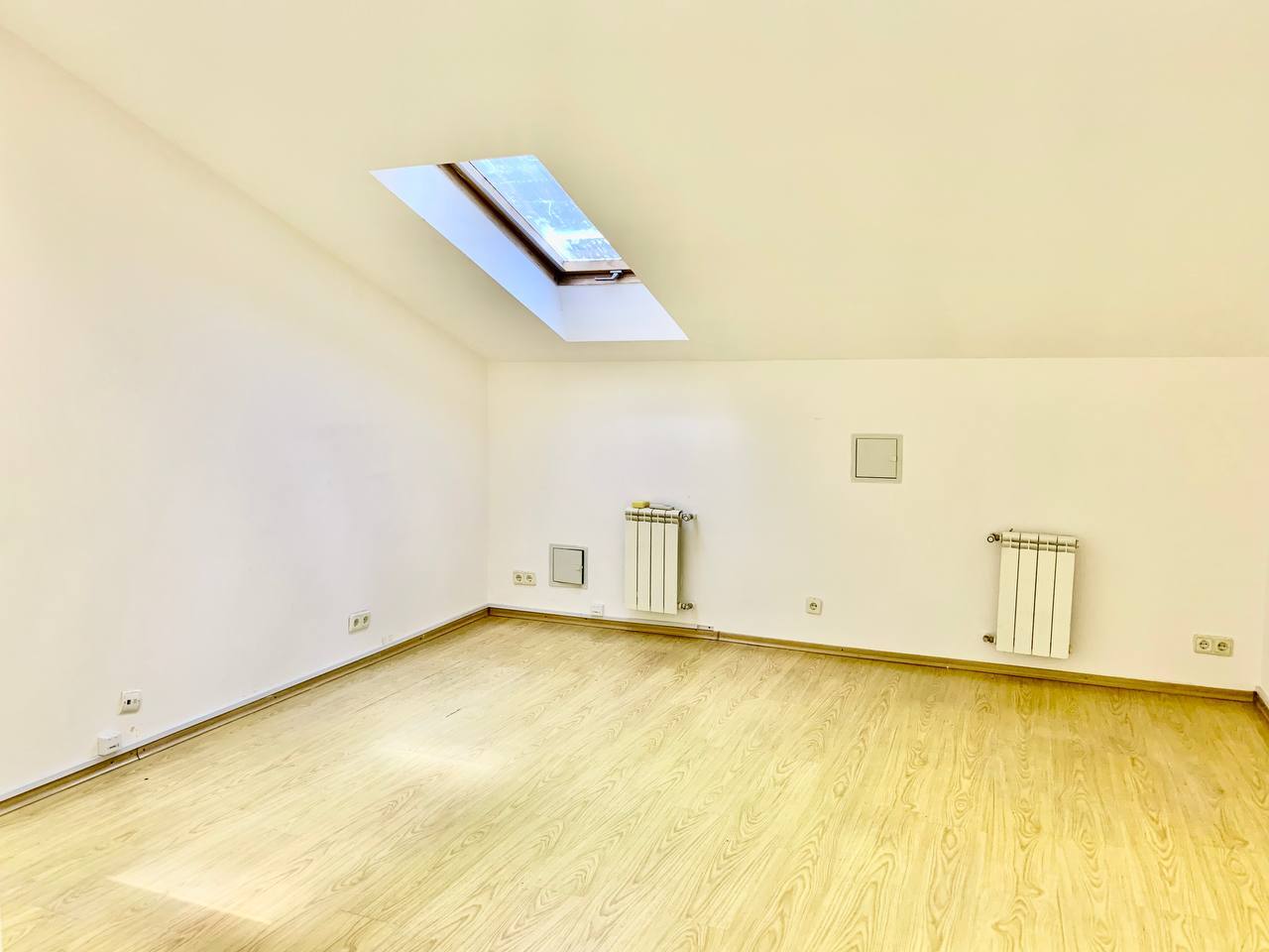 Аренда офиса 190 м², Андрея Фабра ул.