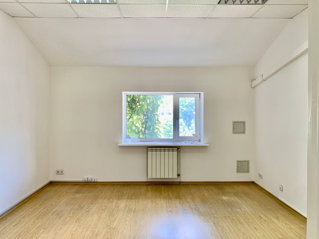 Аренда офиса 190 м², Андрея Фабра ул.