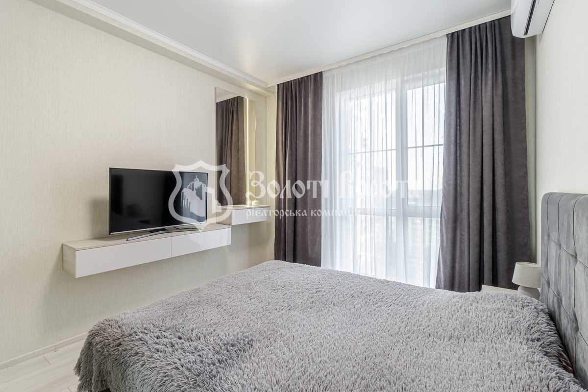 Продаж 1-кімнатної квартири 40 м², Михайла Максимовича вул., 26Г