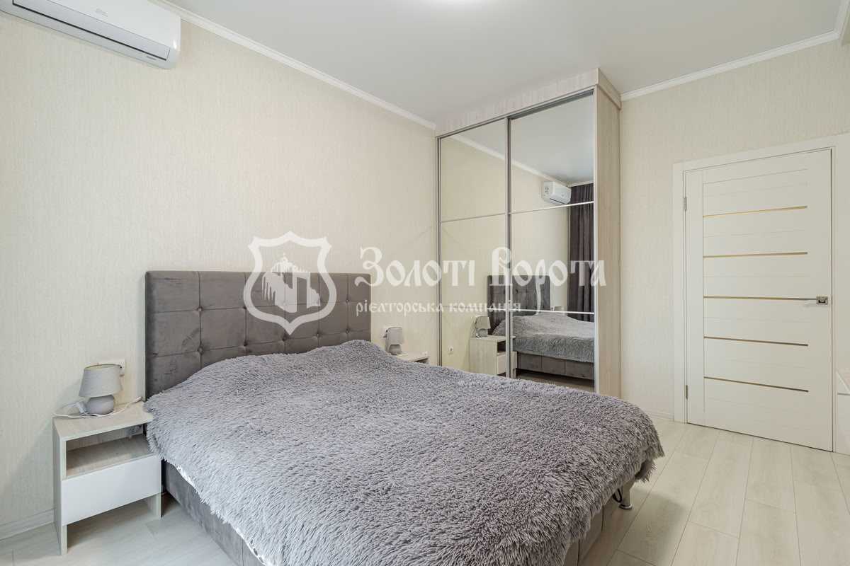 Продаж 1-кімнатної квартири 40 м², Михайла Максимовича вул., 26Г